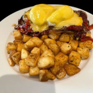 Grilled Steak and Mushroom Benny